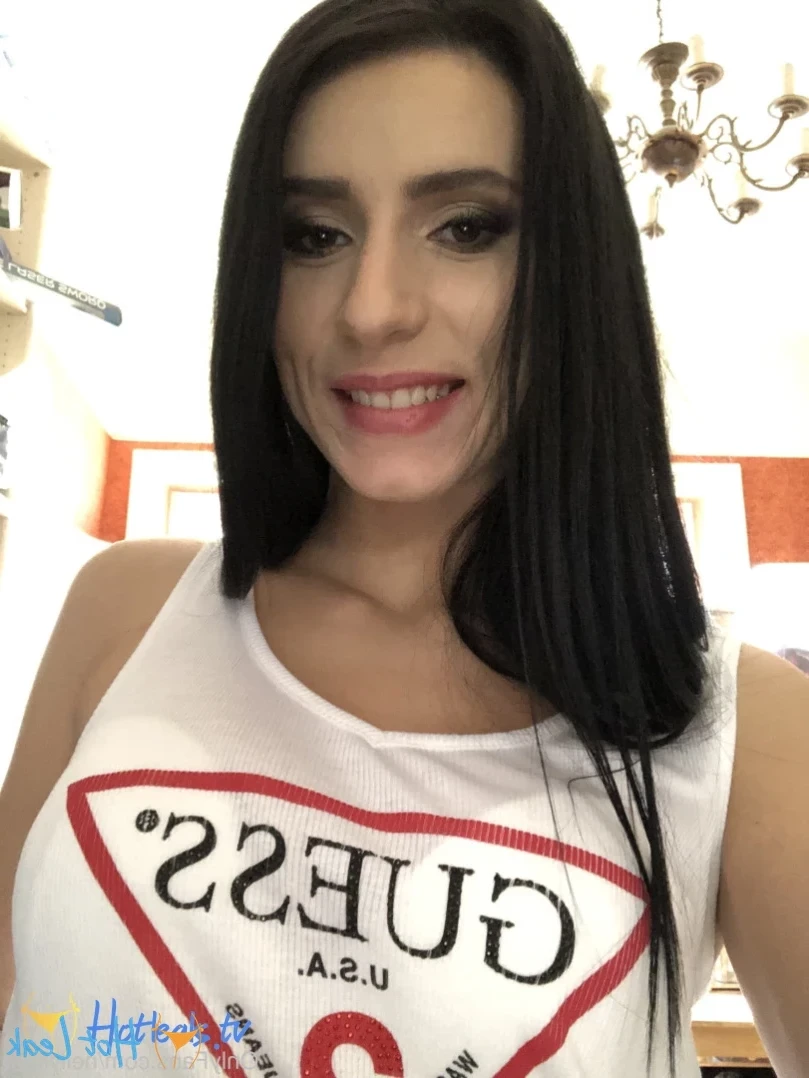 Nelly Kent Official [ nellykent ] Onlyfans leaked photo 11475486 on Hotleaks.tv