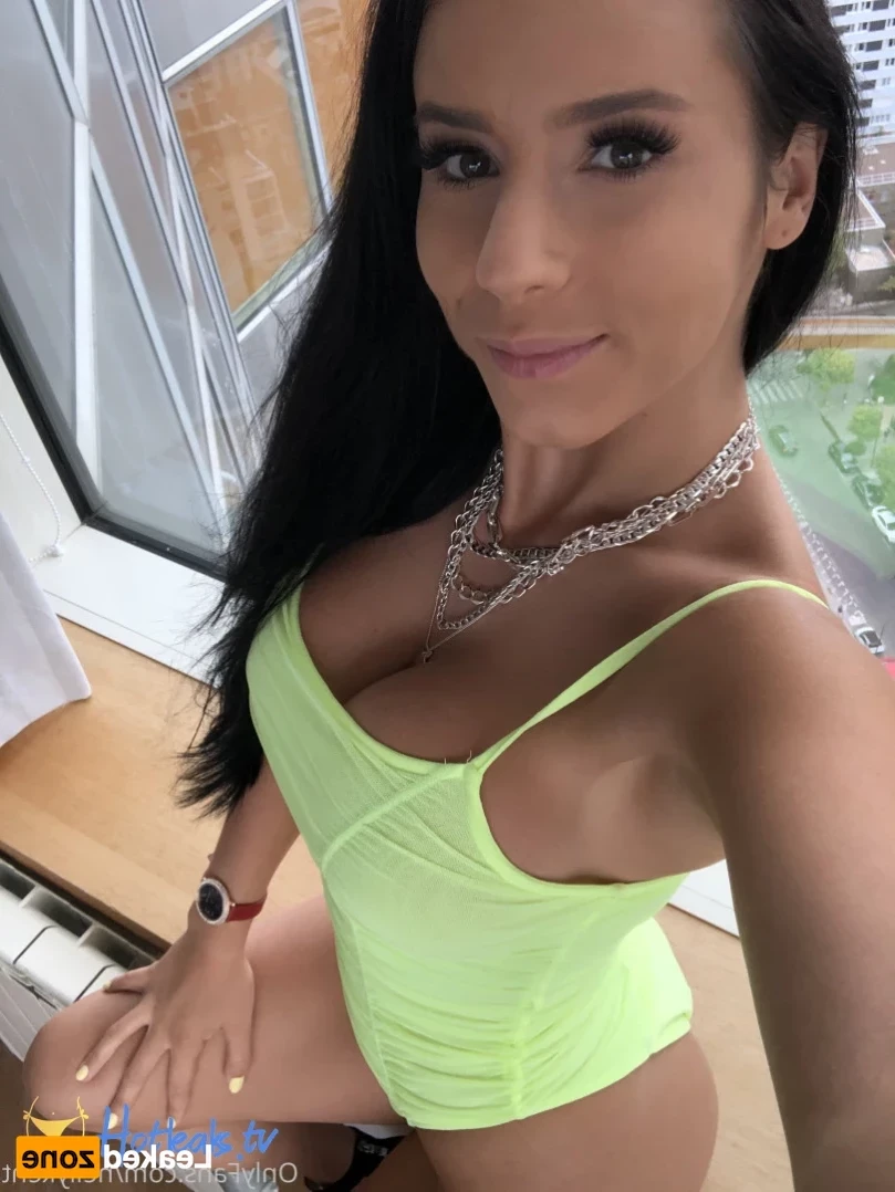 Nelly Kent Official [ nellykent ] Onlyfans leaked photo 16237645 on Hotleaks.tv