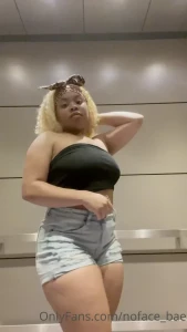 No Face Bae [ noface_bae ] Onlyfans leaked video 16424088 on Hotleaks.tv
