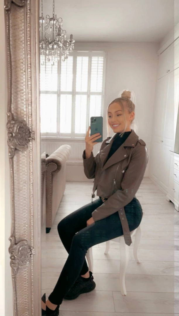 Mistress Cardi [ obeycardi ] Onlyfans leaked photo 13401048 on Hotleaks.tv
