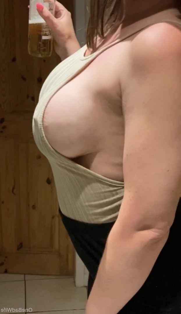 Bad Wife [ onebadwifefree ] Onlyfans leaked photo 11799536 on Hotleaks.tv