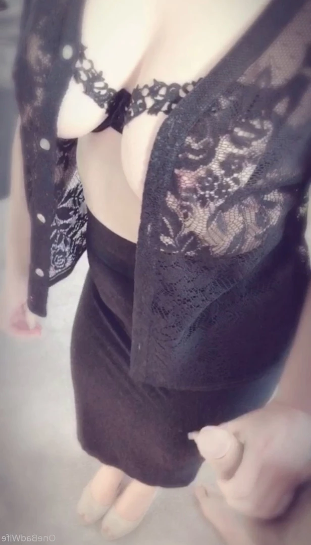 Bad Wife [ onebadwifefree ] Onlyfans leaked photo 13778477 on Hotleaks.tv