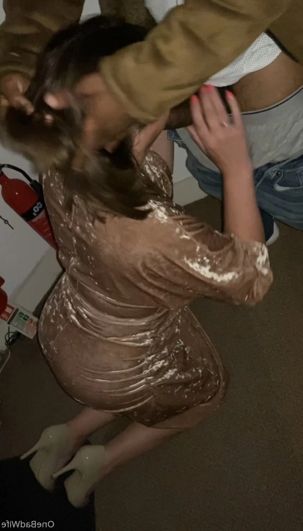 Bad Wife [ onebadwifefree ] Onlyfans leaked photo 14395352 on Hotleaks.tv