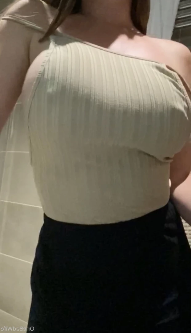 Bad Wife [ onebadwifefree ] Onlyfans leaked photo 14553394 on Hotleaks.tv