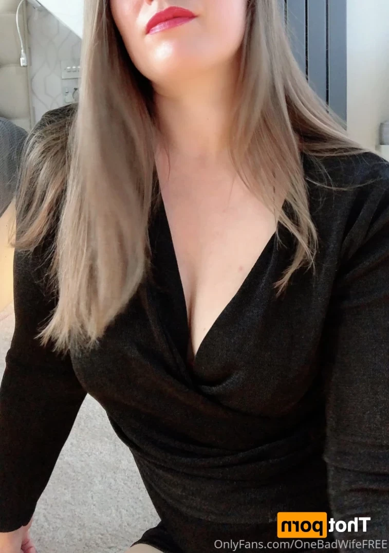 Bad Wife [ onebadwifefree ] Onlyfans leaked photo 14815374 on Hotleaks.tv