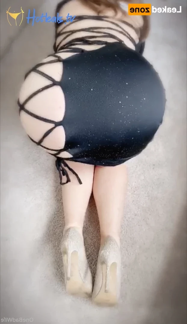 Bad Wife [ onebadwifefree ] Onlyfans leaked photo 14978320 on Hotleaks.tv