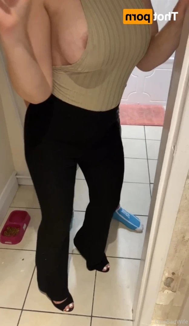 Bad Wife [ onebadwifefree ] Onlyfans leaked photo 15700553 on Hotleaks.tv