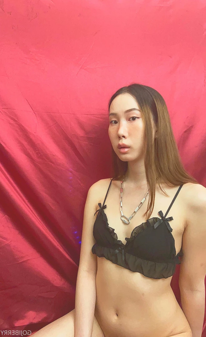 goji berry 🍒 [ onlytrans ] Onlyfans leaked photo 9103740 on Hotleaks.tv