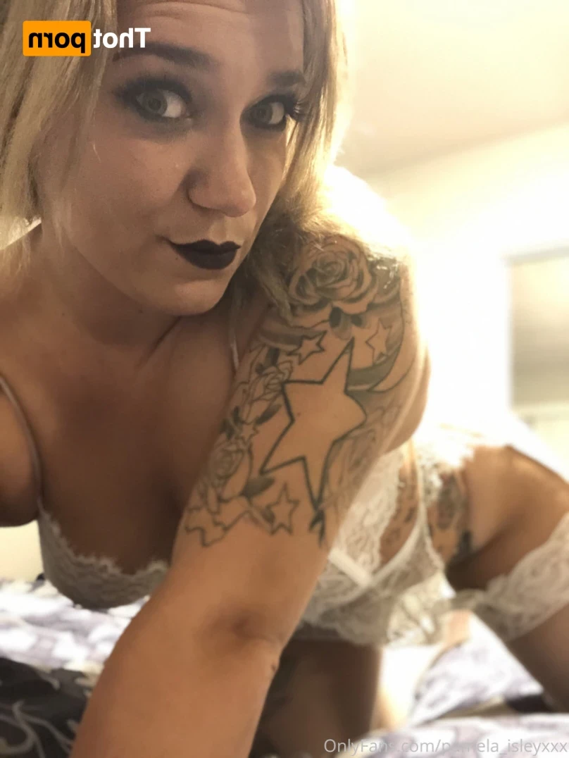 Pamela isley [ pamela_isleyxxx ] Onlyfans leaked photo 12768800 on Hotleaks.tv
