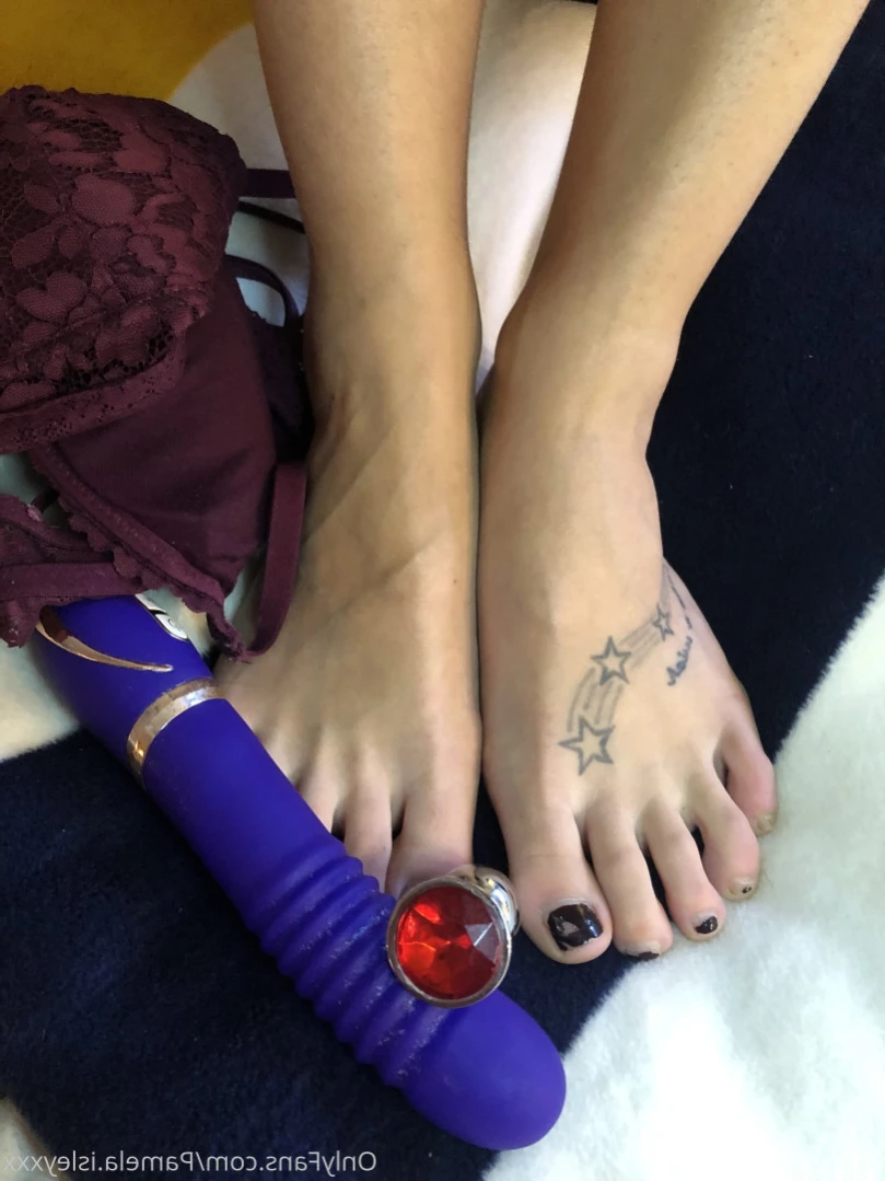 Pamela isley [ pamela_isleyxxx ] Onlyfans leaked photo 14305033 on Hotleaks.tv