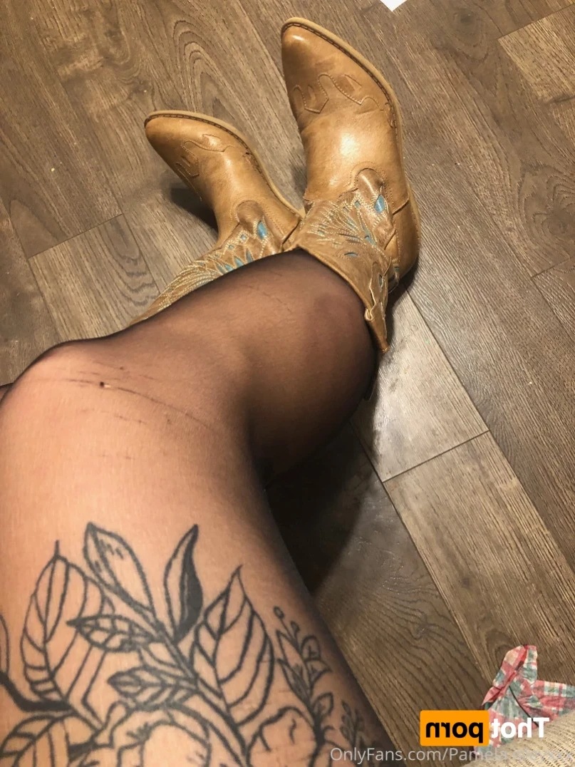 Pamela isley [ pamela_isleyxxx ] Onlyfans leaked photo 14759254 on Hotleaks.tv