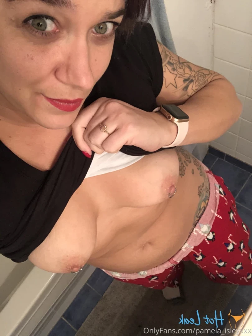Pamela isley [ pamela_isleyxxx ] Onlyfans leaked photo 15726902 on Hotleaks.tv
