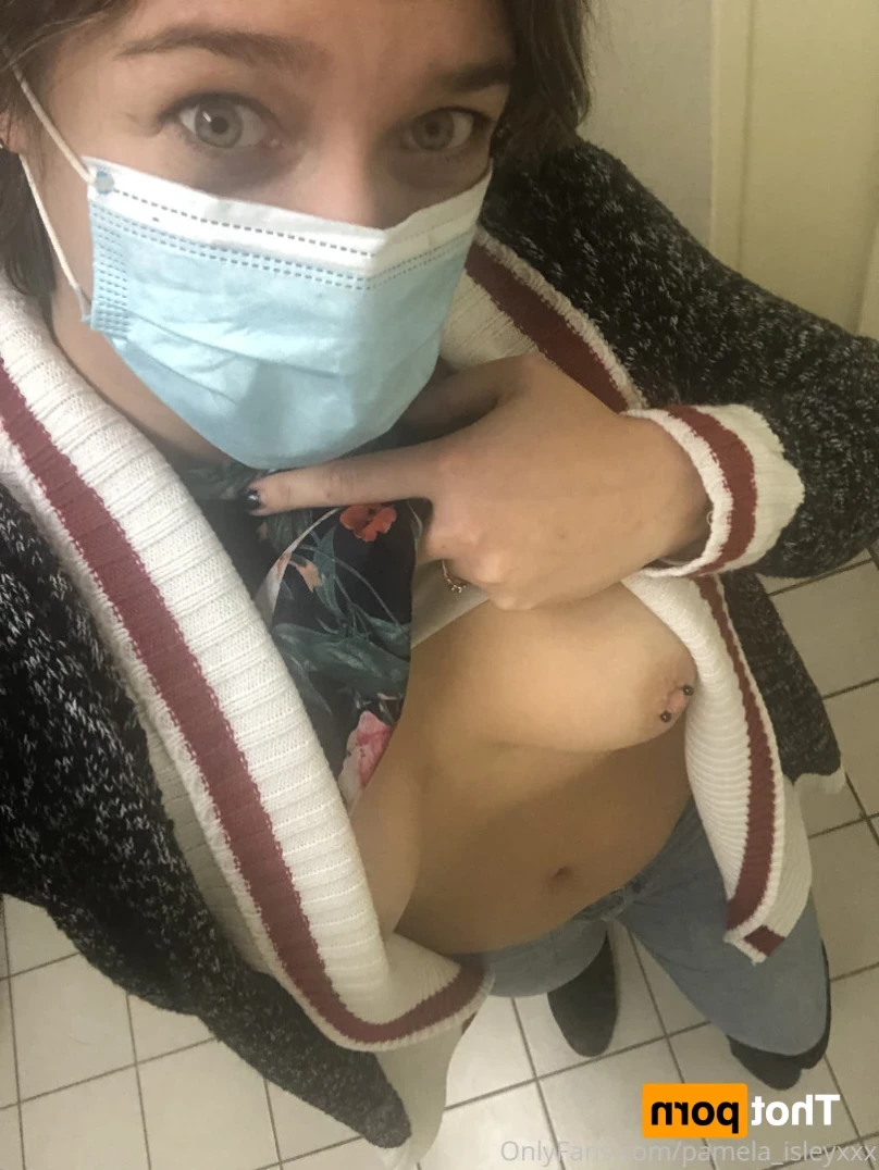 Pamela isley [ pamela_isleyxxx ] Onlyfans leaked photo 15871739 on Hotleaks.tv