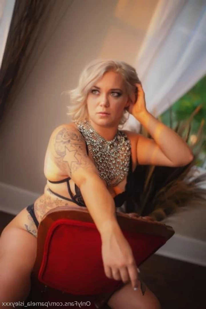 Pamela isley [ pamela_isleyxxx ] Onlyfans leaked photo 16227904 on Hotleaks.tv