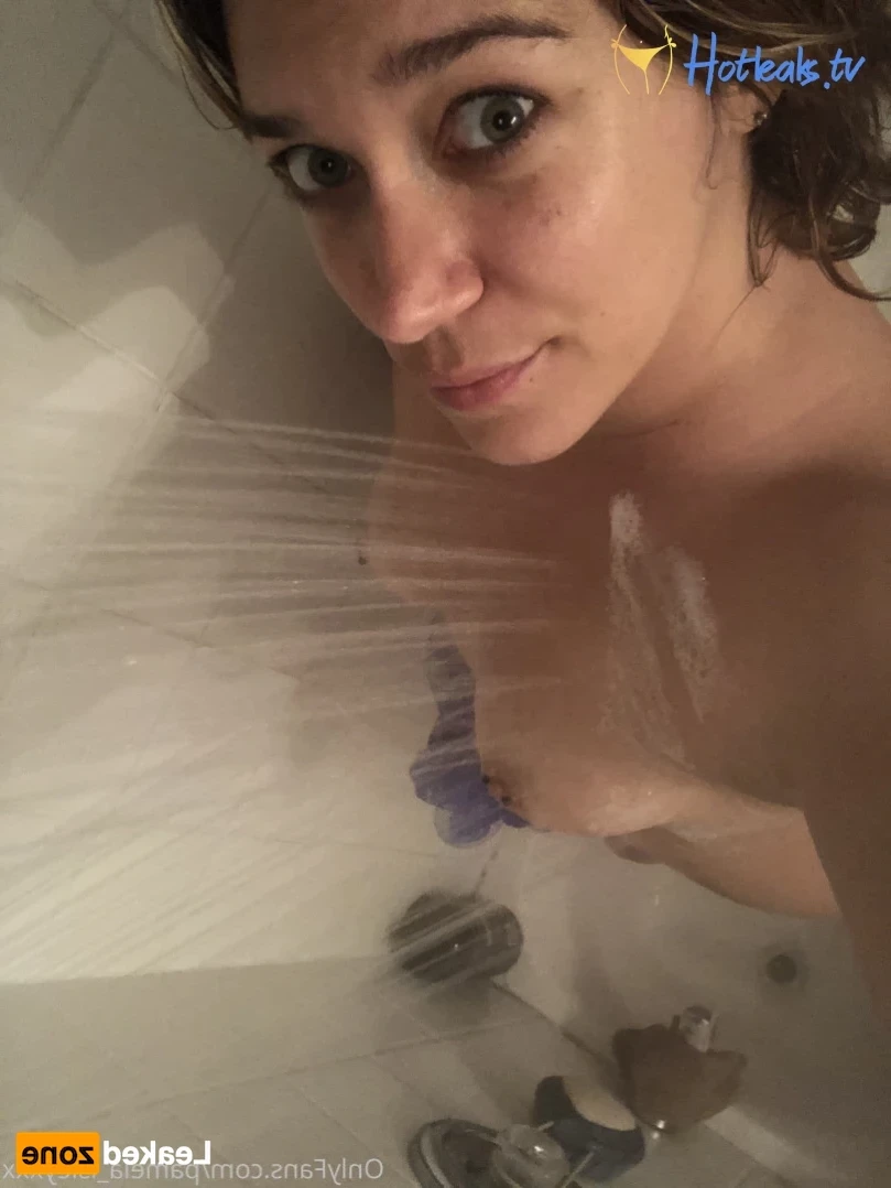 Pamela isley [ pamela_isleyxxx ] Onlyfans leaked photo 16486495 on Hotleaks.tv