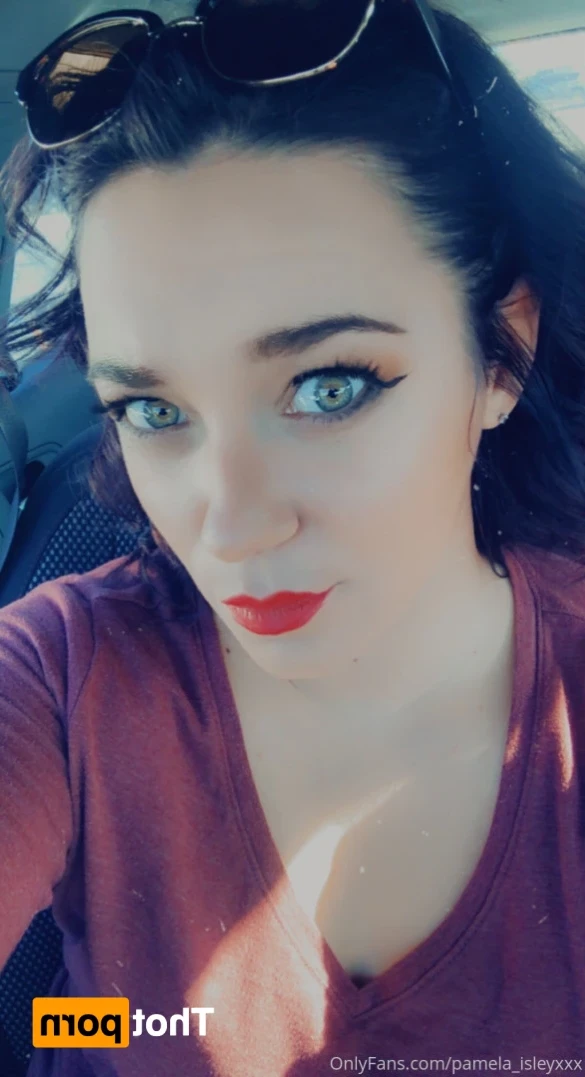 Pamela isley [ pamela_isleyxxx ] Onlyfans leaked photo 16487424 on Hotleaks.tv