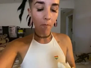 Peaches [ peachberry420 ] Onlyfans leaked video 7997534 on Hotleaks.tv