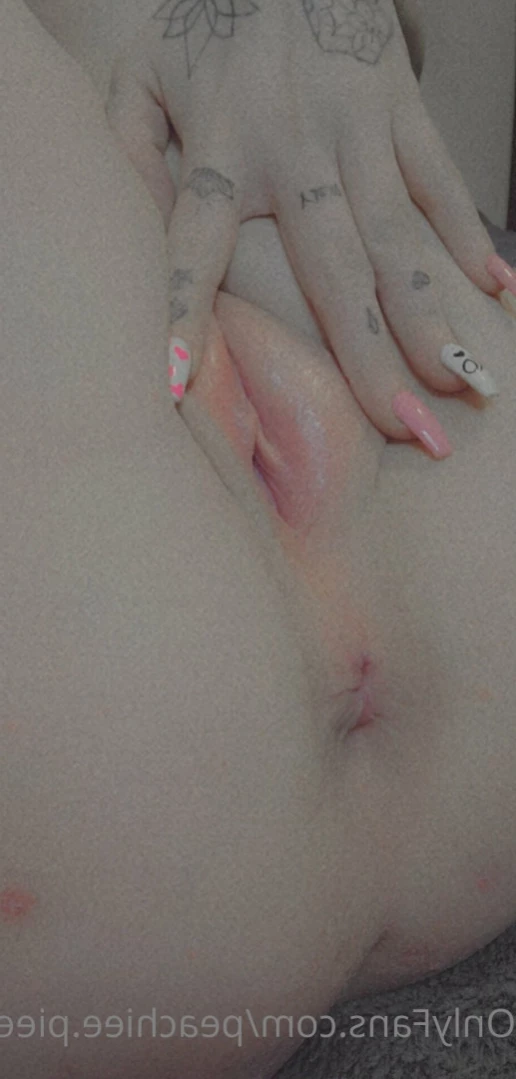 peachiee.piee Onlyfans leaked photo 13788378 on Hotleaks.tv