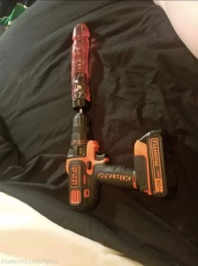9128703