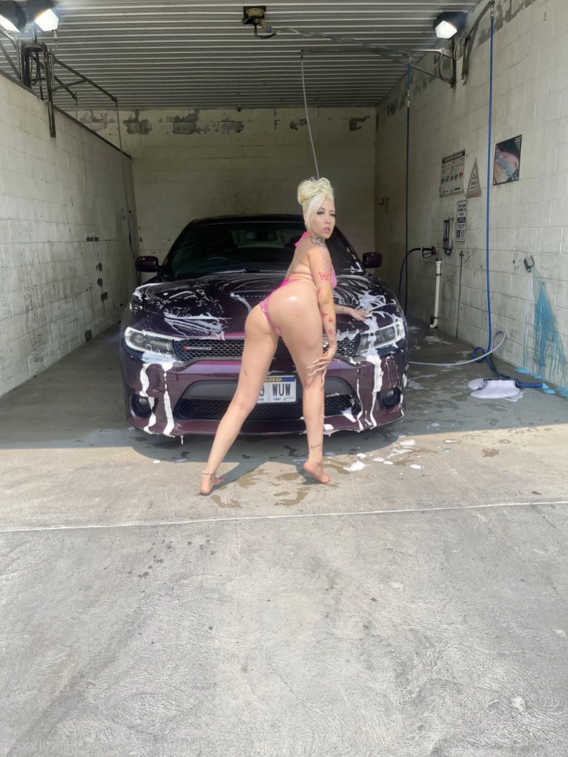 P i N K ❄️ [ pinksnowww ] Onlyfans leaked photo 13365975 on Hotleaks.tv
