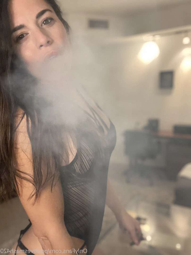 positivesmash420 Onlyfans leaked photo 9125658 on Hotleaks.tv