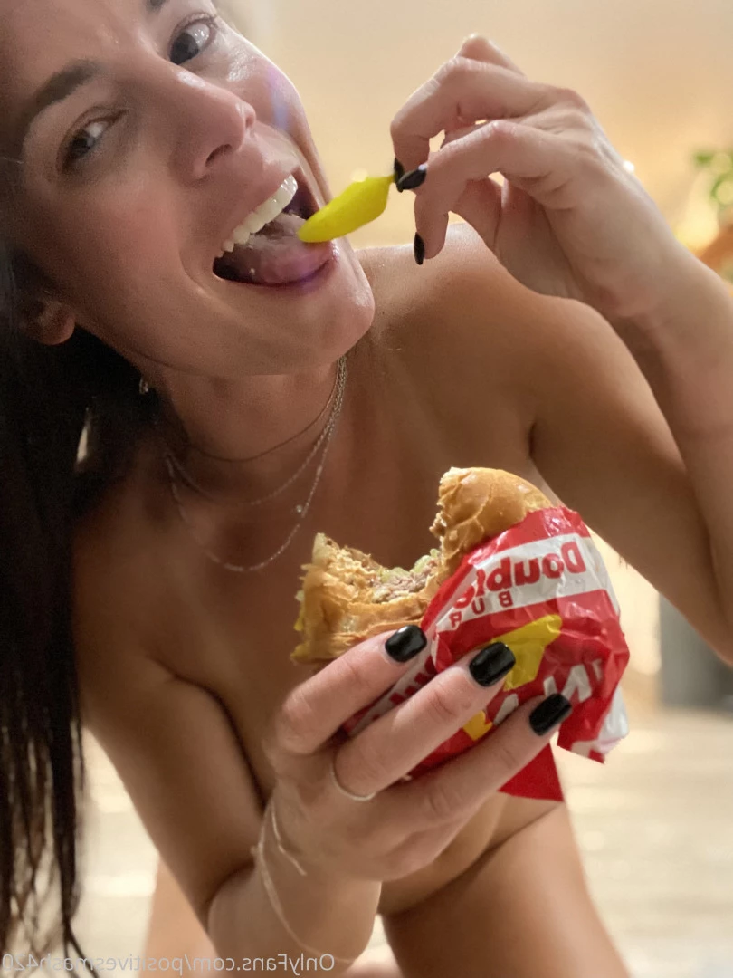 positivesmash420 Onlyfans leaked photo 9776175 on Hotleaks.tv