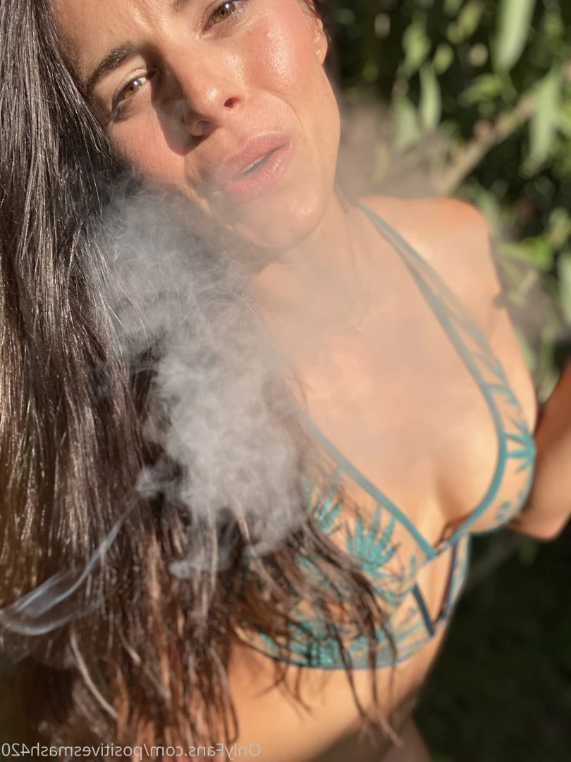 positivesmash420 Onlyfans leaked photo 9778988 on Hotleaks.tv
