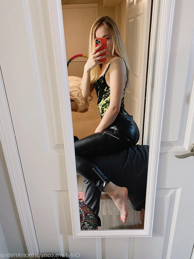 💰Bank of KRISTINA💰 [ princeskristina ] Onlyfans leaked photo 13370497 on Hotleaks.tv