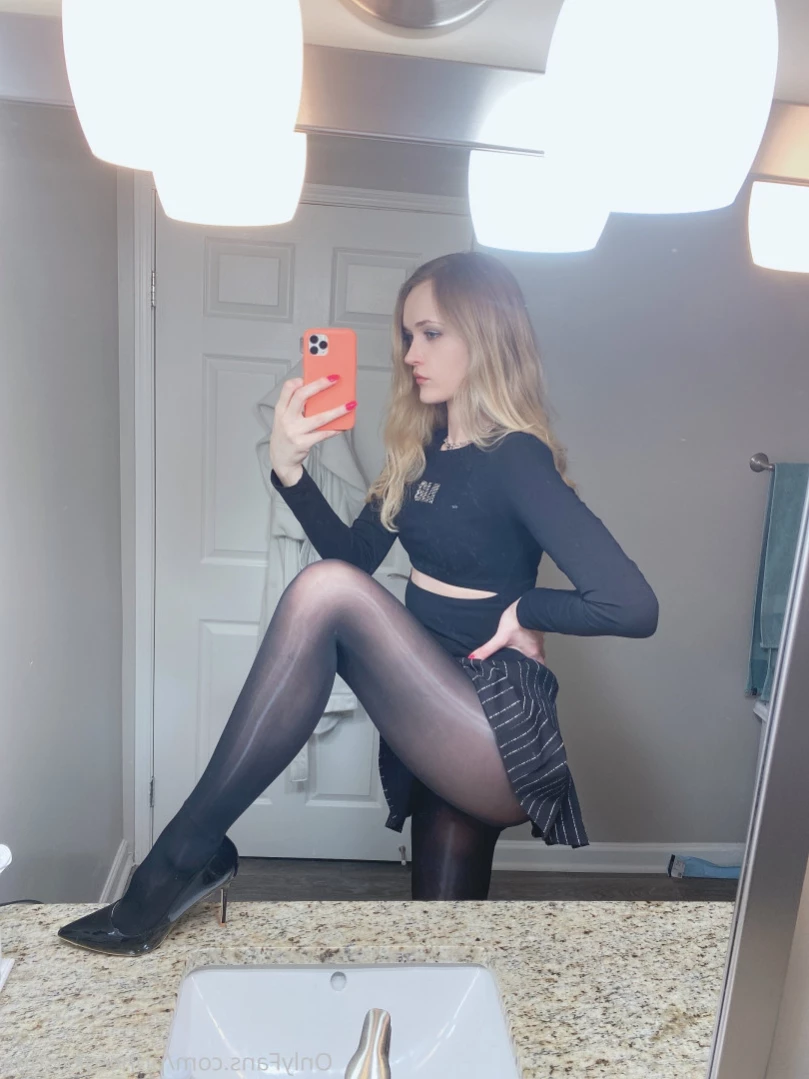 💰Bank of KRISTINA💰 [ princeskristina ] Onlyfans leaked photo 13830275 on Hotleaks.tv