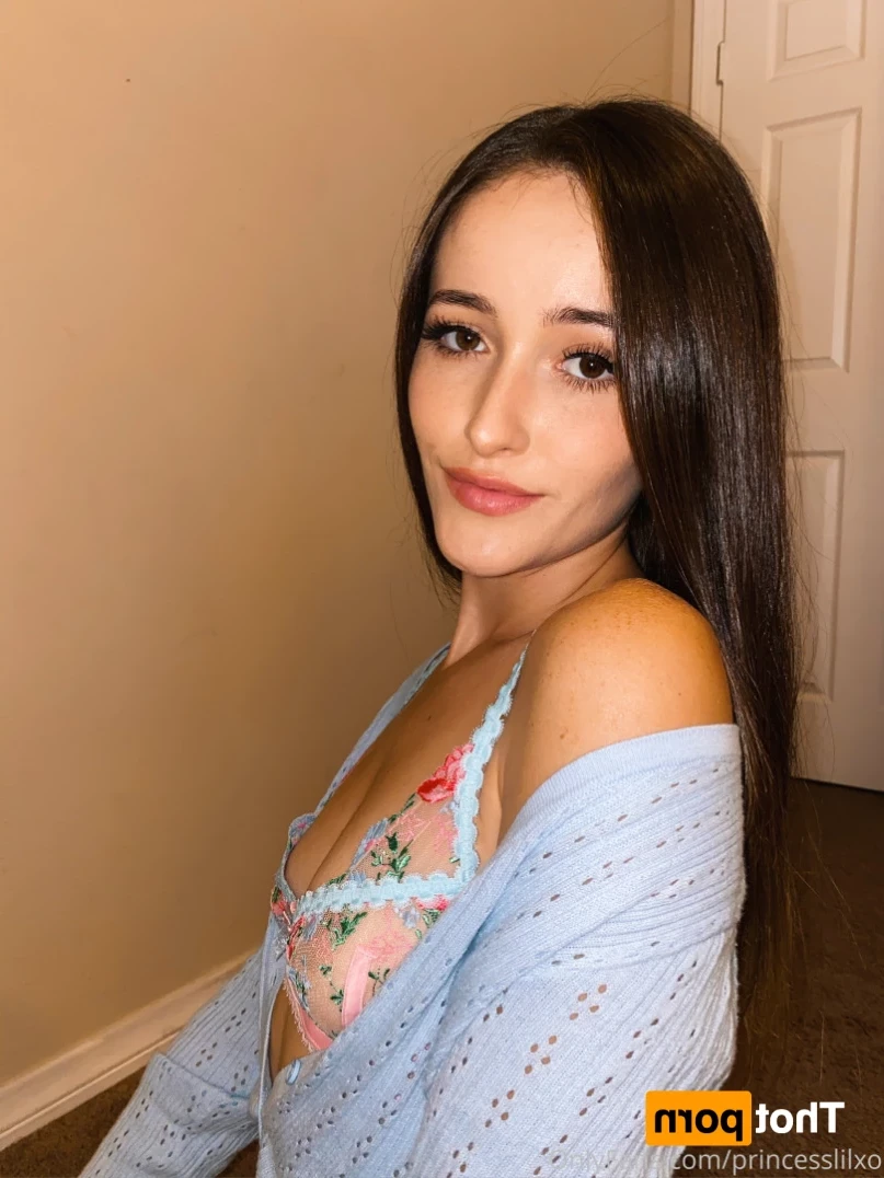 princess lil 💗 [ princesslilxo ] Onlyfans leaked photo 13785084 on Hotleaks.tv