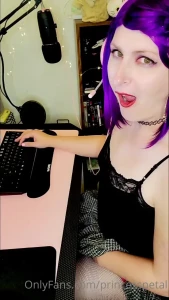 7992616