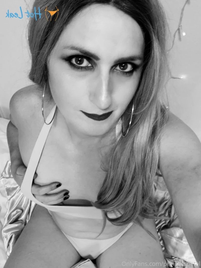 Princess Petal [ princesspetal ] Onlyfans leaked photo 10914630 on Hotleaks.tv