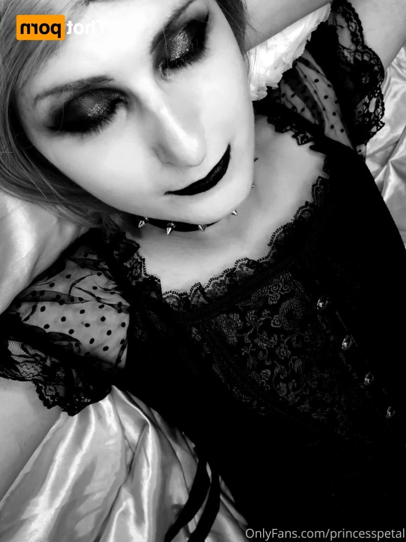 Princess Petal [ princesspetal ] Onlyfans leaked photo 11885392 on Hotleaks.tv