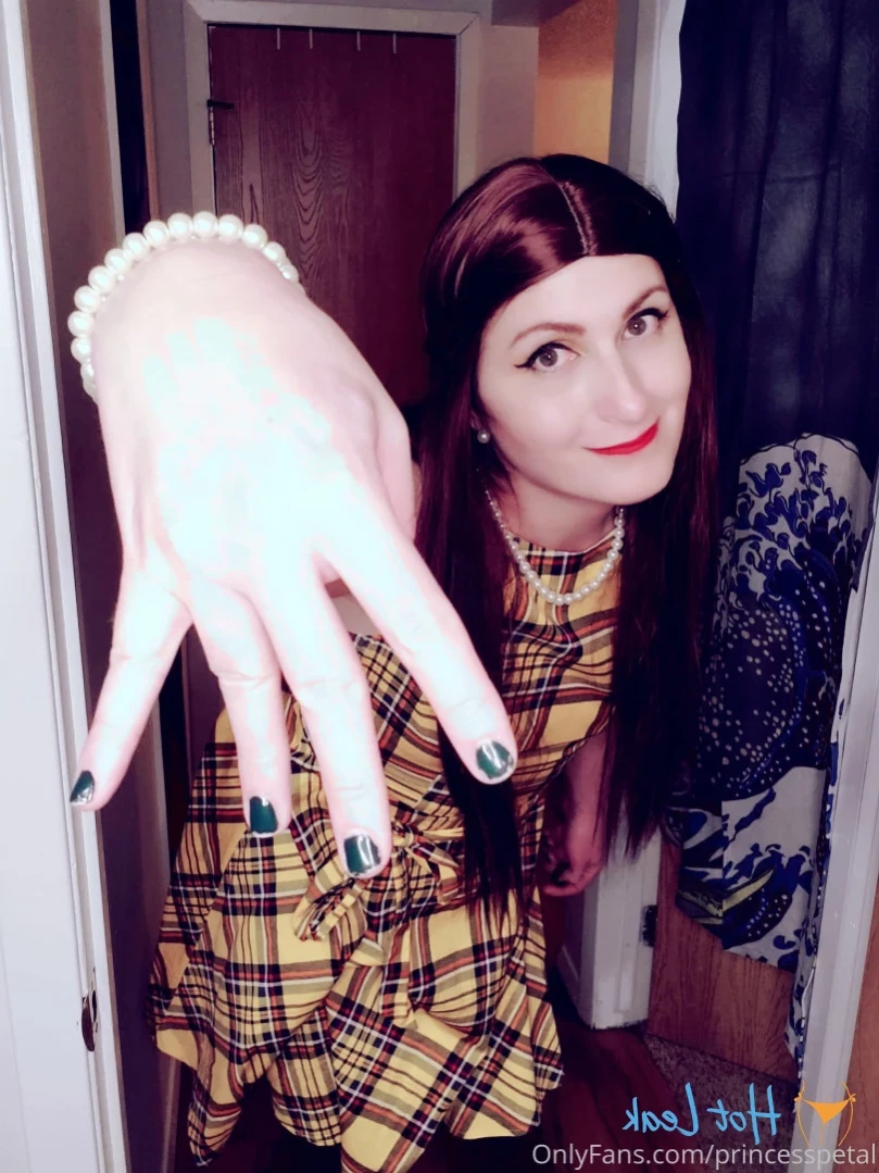 Princess Petal [ princesspetal ] Onlyfans leaked photo 14226372 on Hotleaks.tv