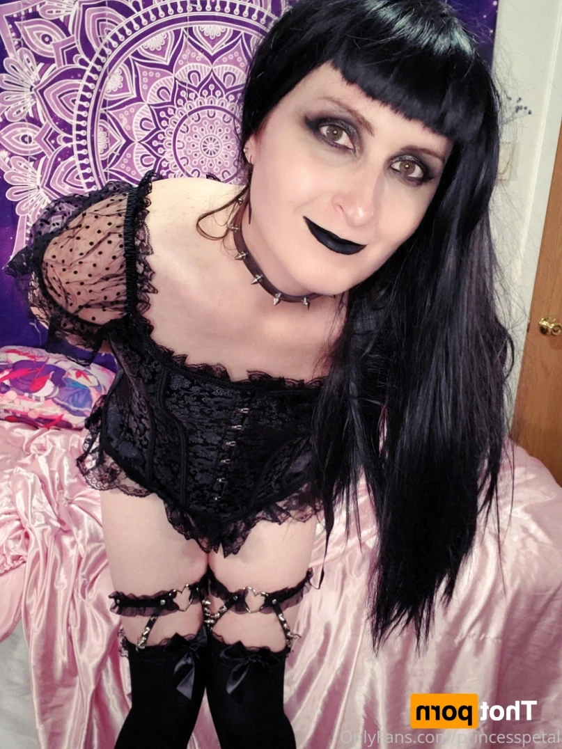 Princess Petal [ princesspetal ] Onlyfans leaked photo 14698797 on Hotleaks.tv