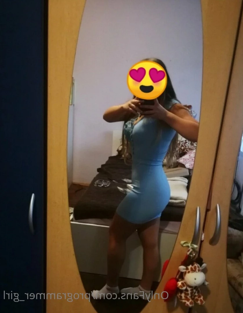 Programmer Girl [ programmer_girl ] Onlyfans leaked photo 7908689 on Hotleaks.tv