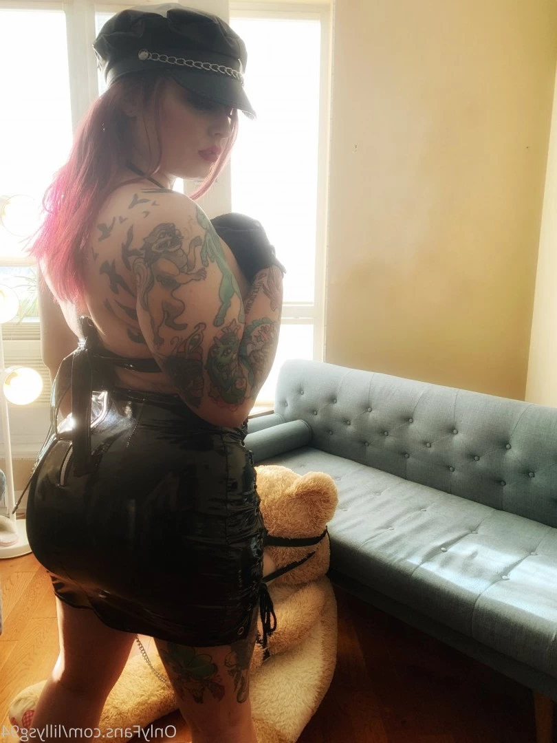 Lillysuicidegirl [ lillysg94 ] Onlyfans leaked photo 700841 on Hotleaks.tv