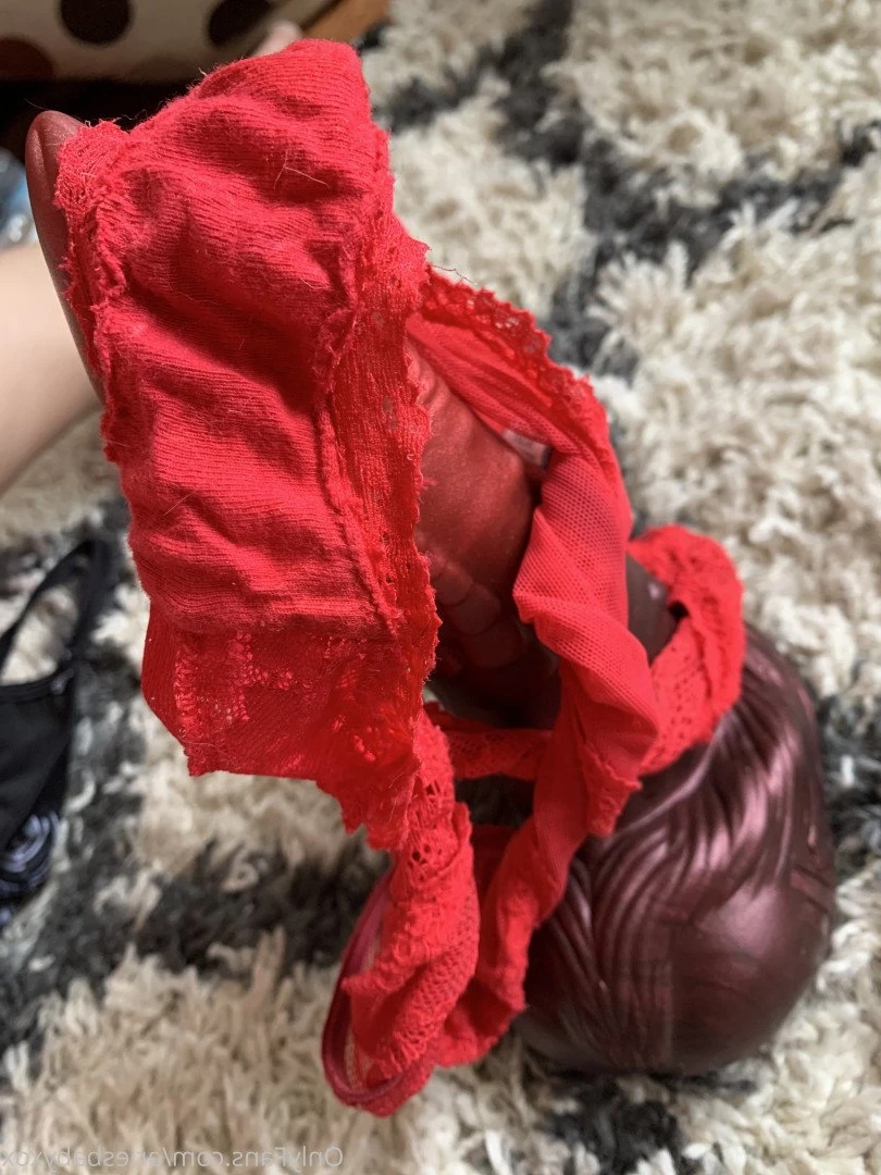 Lillysuicidegirl [ lillysg94 ] Onlyfans leaked photo 701596 on Hotleaks.tv