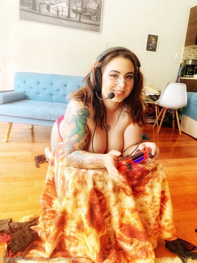 Lillysuicidegirl [ lillysg94 ] Onlyfans leaked photo 701672 on Hotleaks.tv