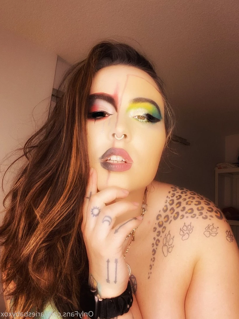 Lillysuicidegirl [ lillysg94 ] Onlyfans leaked photo 702302 on Hotleaks.tv