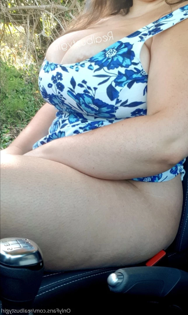 Real busty girl 🔞 [ realbustygirl ] Onlyfans leaked photo 14434290 on Hotleaks.tv