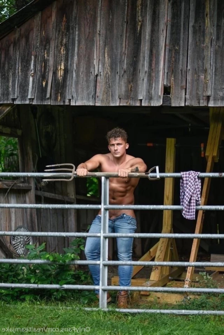 realteamjake Onlyfans leaked photo 12818561 on Hotleaks.tv