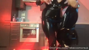 Rebecca More UK [ rebeccamoreuk ] Onlyfans leaked video 13716572 on Hotleaks.tv