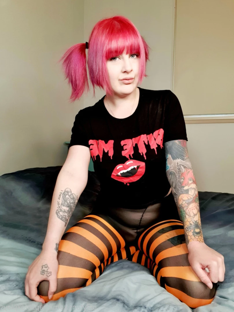 Rhapsofox Plays [ rhapsofoxplays ] Onlyfans leaked photo 13992440 on Hotleaks.tv