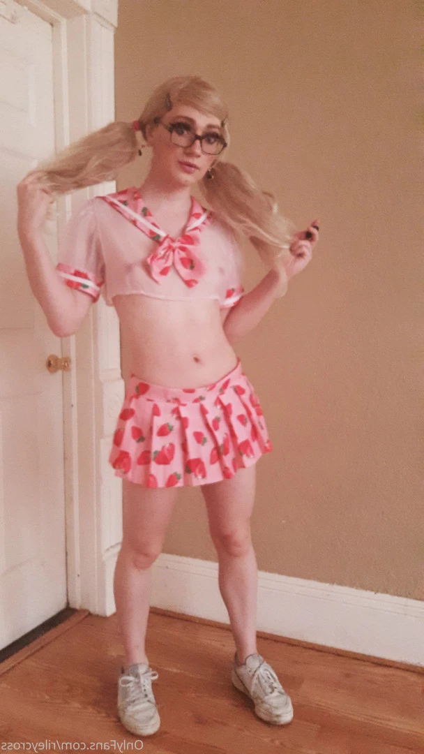 Riley Cross [ rileycross ] Onlyfans leaked photo 17082562 on Hotleaks.tv
