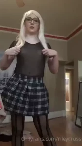 Riley Cross [ rileycross ] Onlyfans leaked video 18230064 on Hotleaks.tv