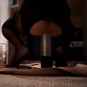 Riley Cross [ rileycross ] Onlyfans leaked video 18230075 on Hotleaks.tv