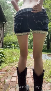 Riley Roscato [ rileyroscato ] Onlyfans leaked video 7984160 on Hotleaks.tv