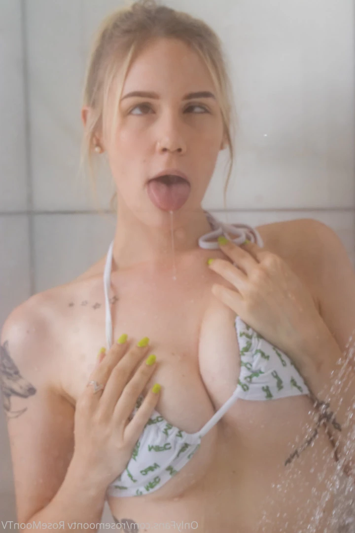 Rose Moon [ rosemoontv ] Onlyfans leaked photo 9306371 on Hotleaks.tv