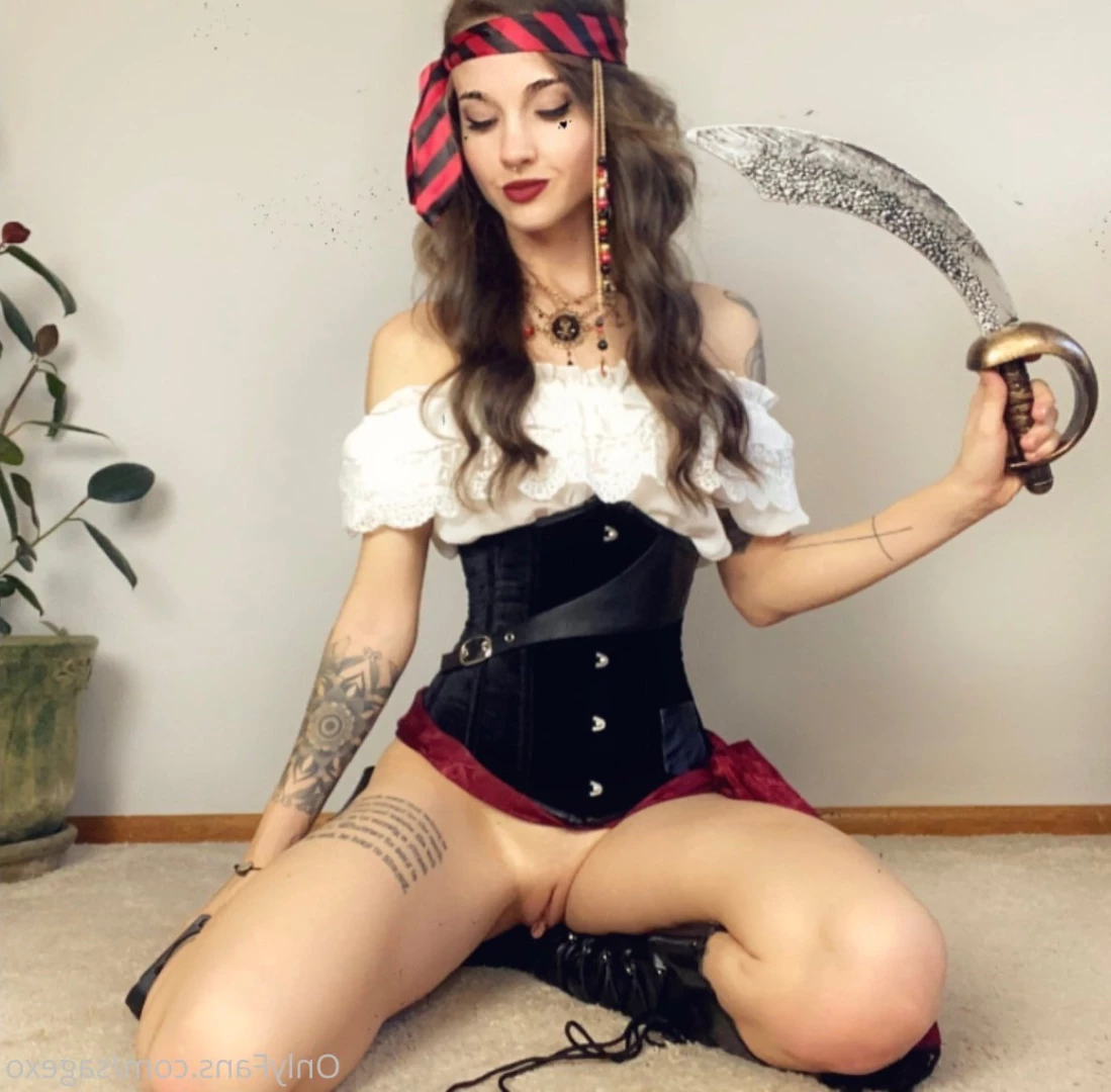 Sage 🤍 read my bio [ sagexo ] Onlyfans leaked photo 10206774 on Hotleaks.tv